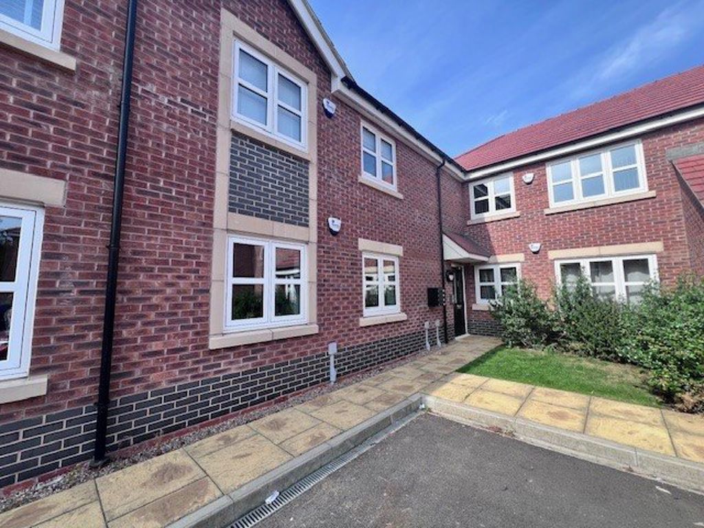 Property photo 1 of 8