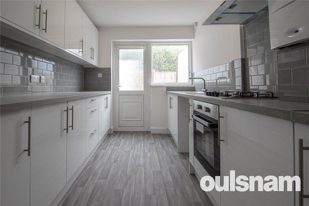 Property photo 2 of 11 Picture No. 07