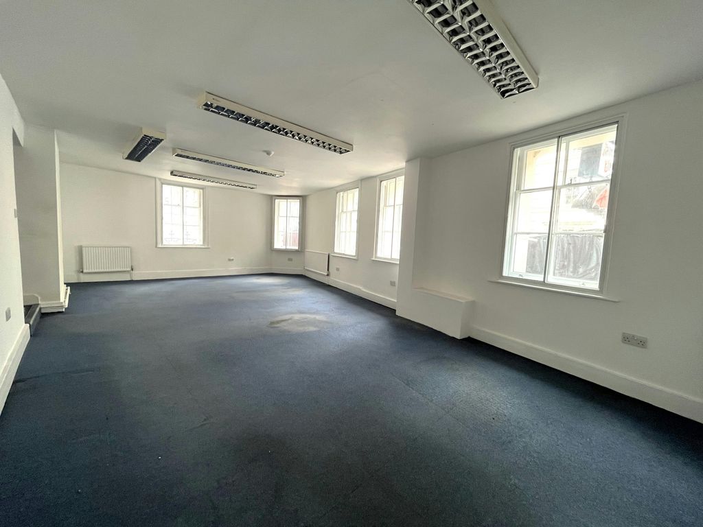 Property photo 3 of 9 Img_2745.Jpg