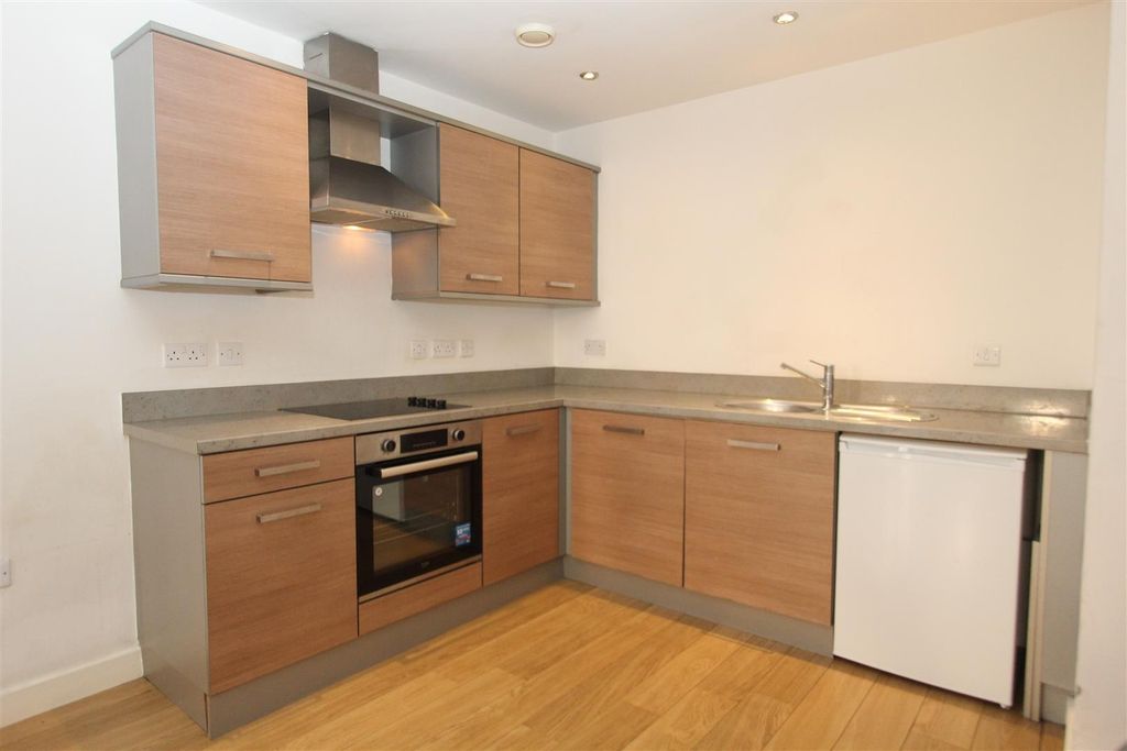 Property photo 2 of 8 Modern Fitted Kitchen With Sleek Appliances...
