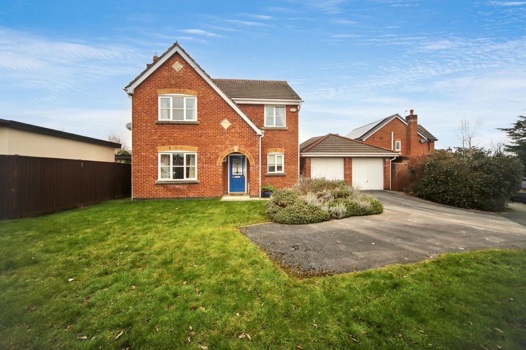 Property photo 2 of 26