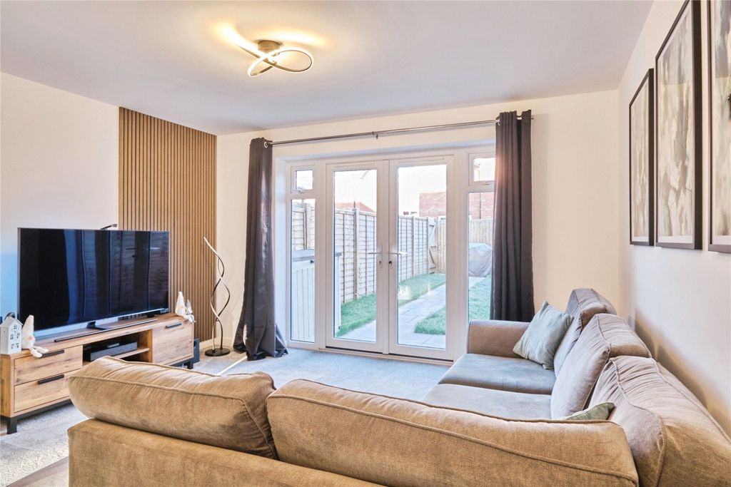 Property photo 3 of 12 Picture No. 07