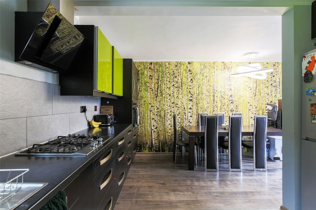 Property photo 2 of 15 Picture No. 09