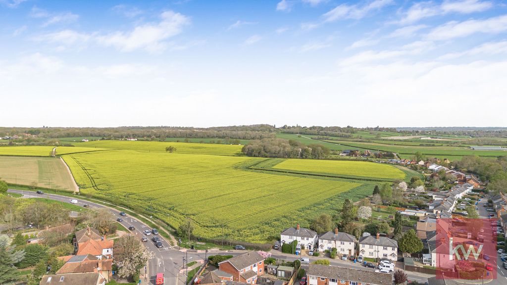 Property photo 3 of 30