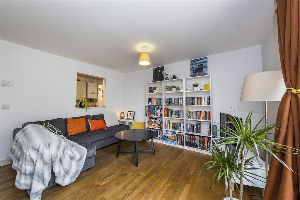 Property photo 2 of 12 2