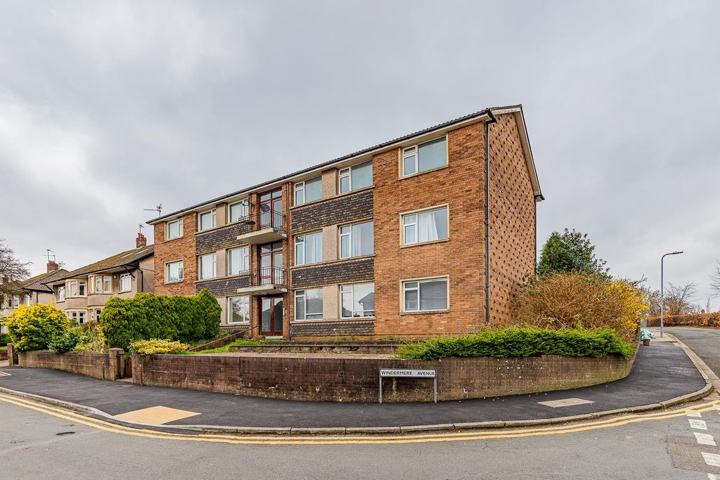 Property photo 1 of 12 Windermere Avenue 95-1.Jpg