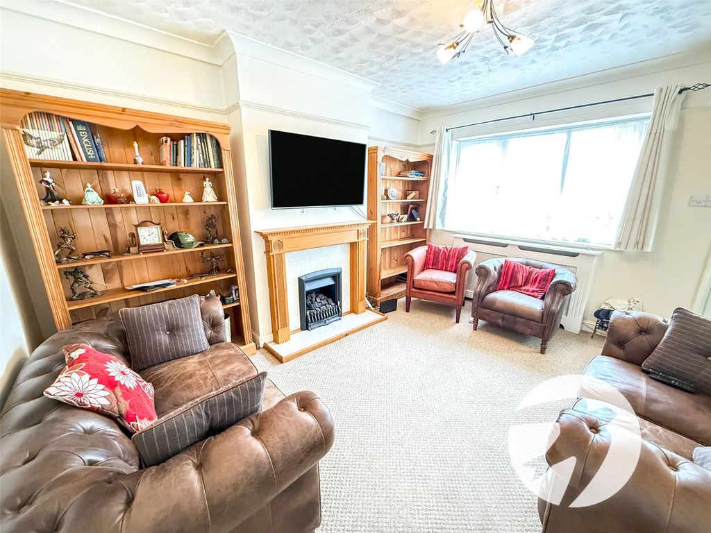 Property photo 2 of 13 Picture No. 05