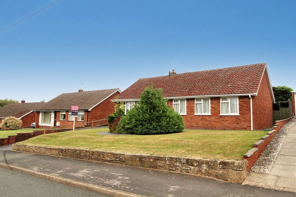 Property photo 2 of 24