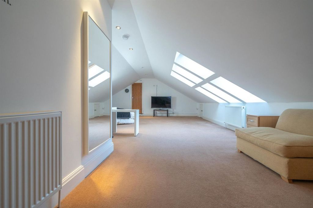 Additional image 35 of 4 bed detached house for saleHaywards Close, Glossop SK13