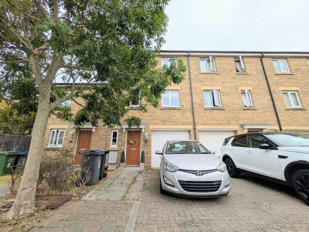 Property photo 1 of 1 View