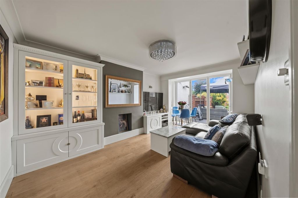 Property photo 2 of 22 Awtt9938Kj0Sbjdm7Ivpksq.Jpg