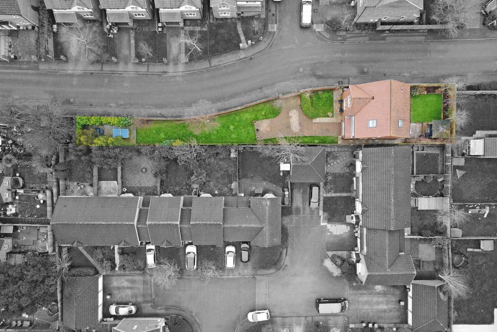 Property photo 2 of 24