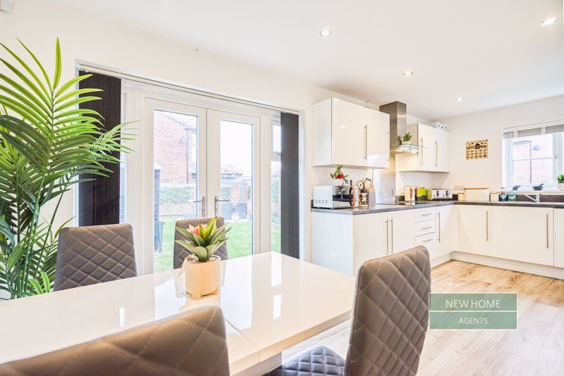 Property photo 2 of 37 Photo 30