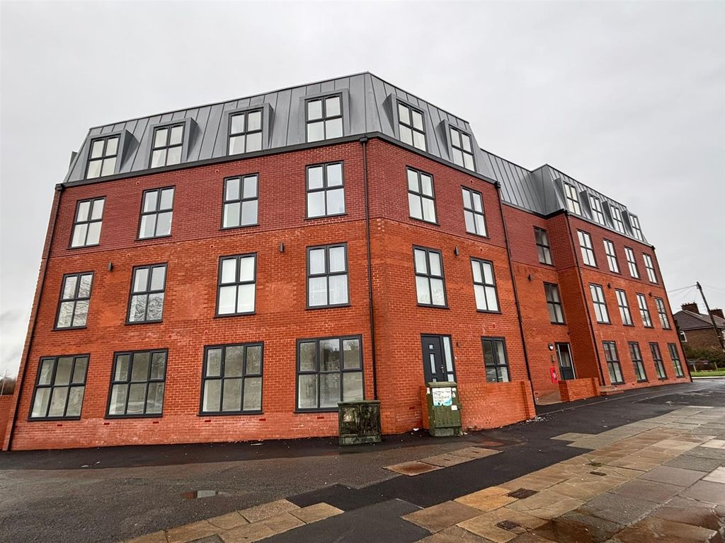 Property photo 1 of 18 Exteror Picture 1.Jpg