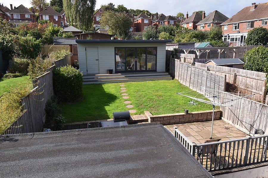 Property photo 2 of 21