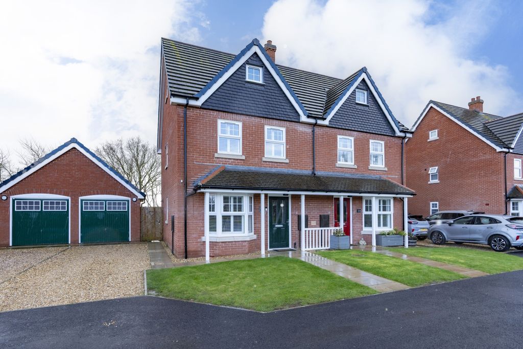 Property photo 1 of 12 1