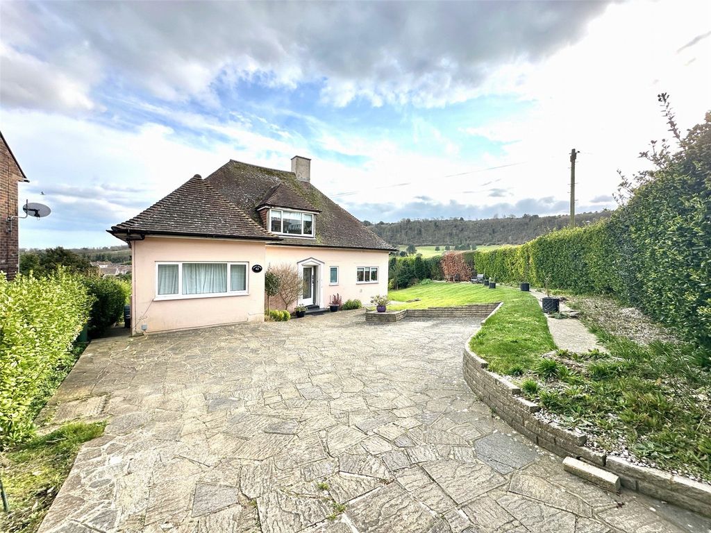 Property photo 2 of 26 Picture No. 05