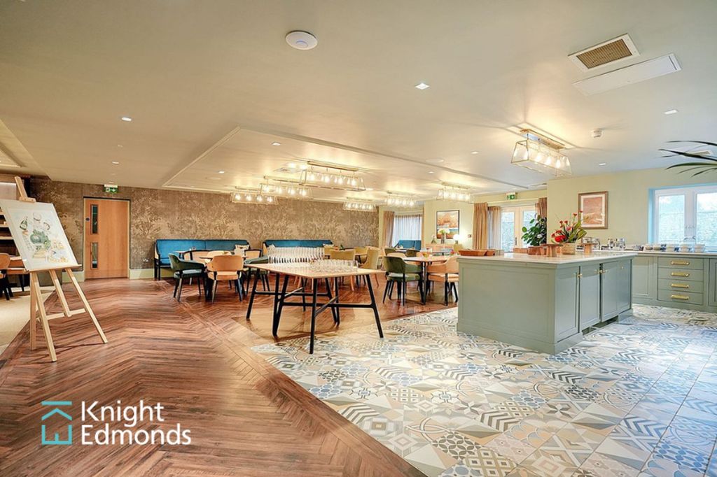 Property photo 1 of 19