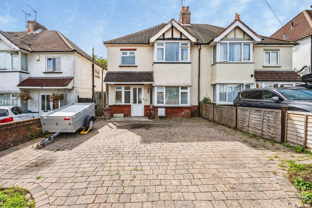 Property photo 1 of 17