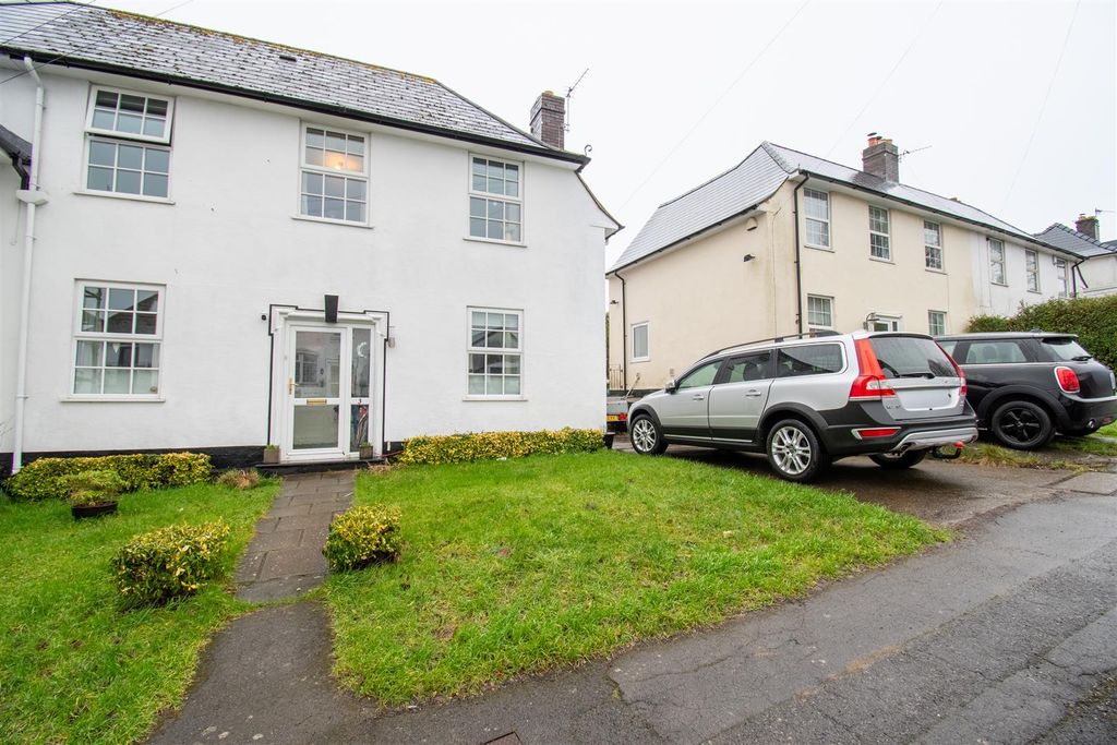 Property photo 1 of 28 Front