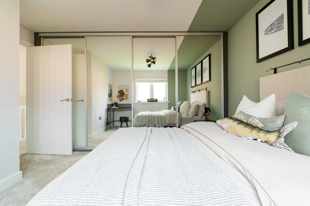 Property photo 1 of 11 Family Home With Ample Bedroom Space