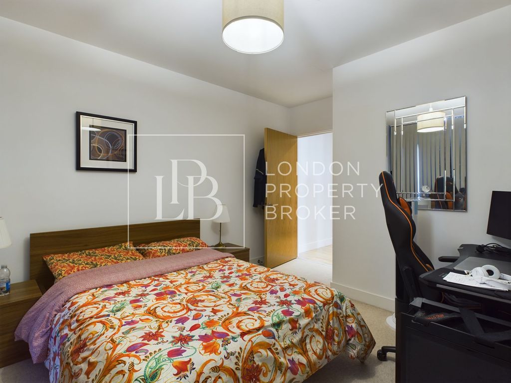 Property photo 3 of 7