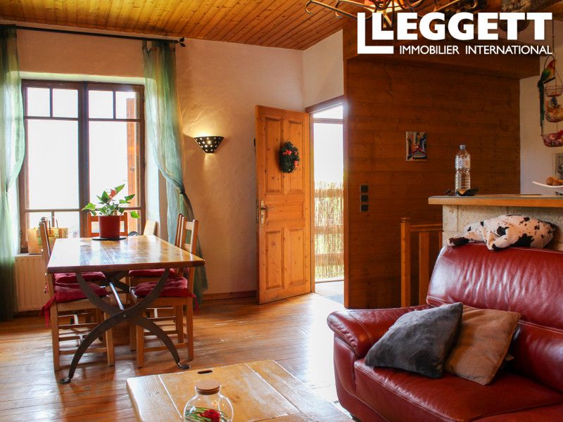 Property photo 3 of 10