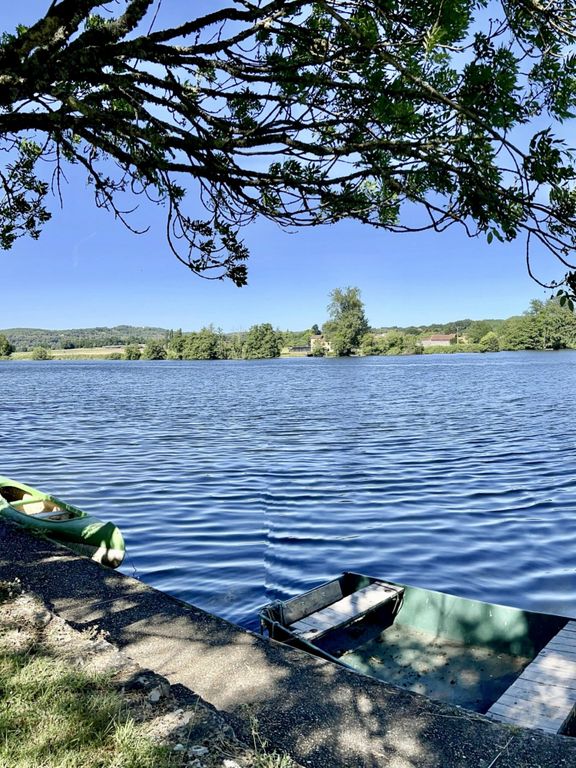 Property photo 3 of 20