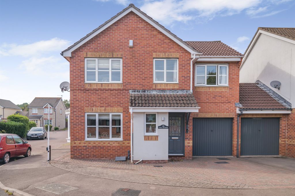 Property photo 1 of 30
