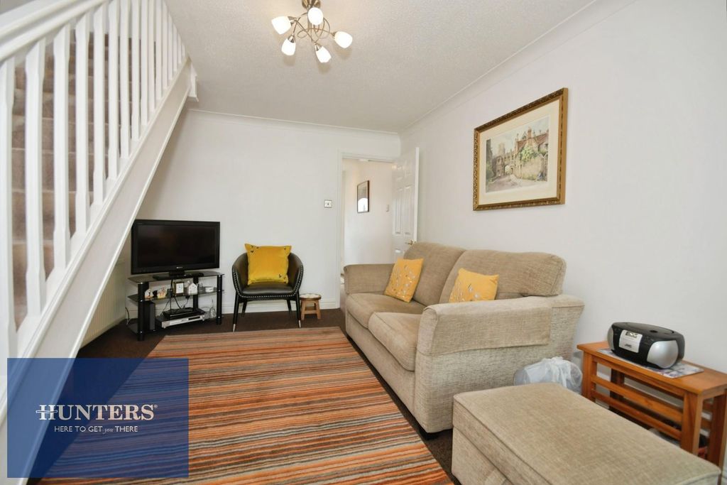 Property photo 1 of 12 Lounge 3.Jpg
