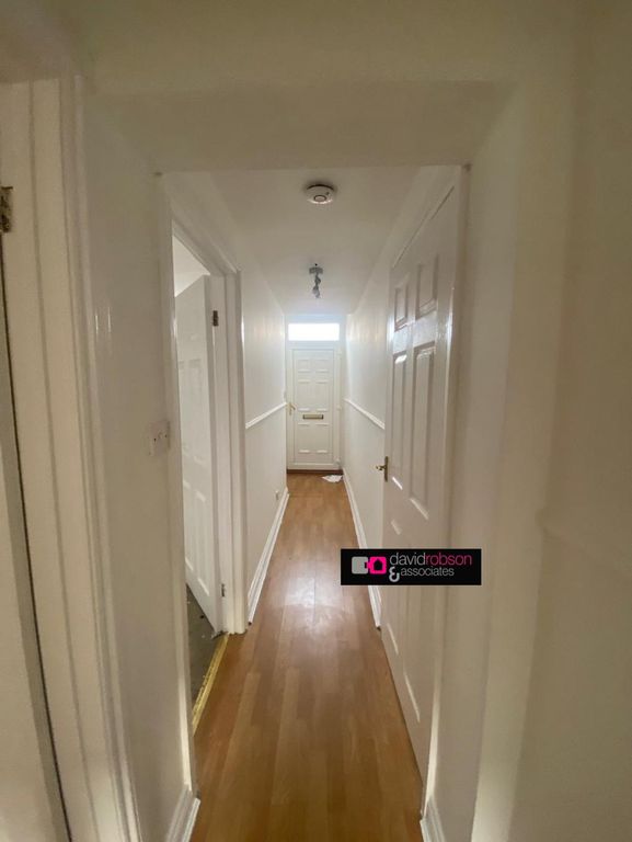 Property photo 2 of 7 Entrance Porch
