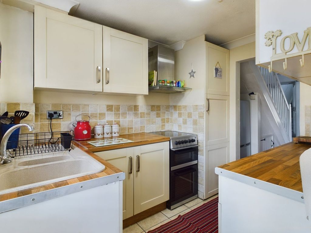 Property photo 2 of 14