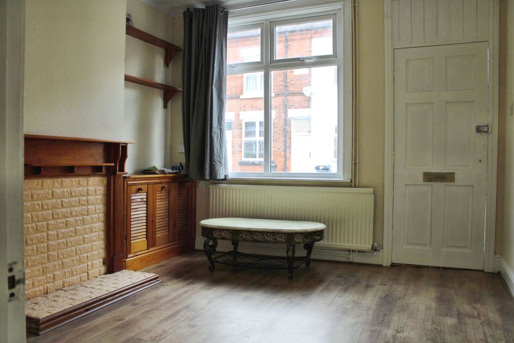 Property photo 3 of 16