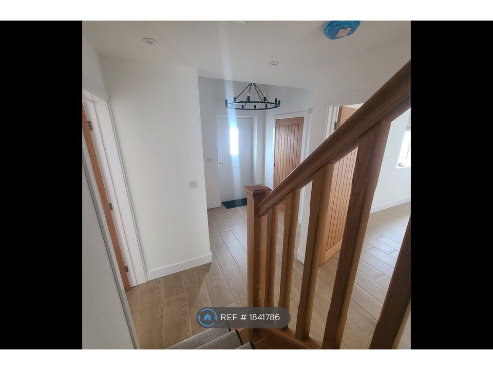 Property photo 2 of 29