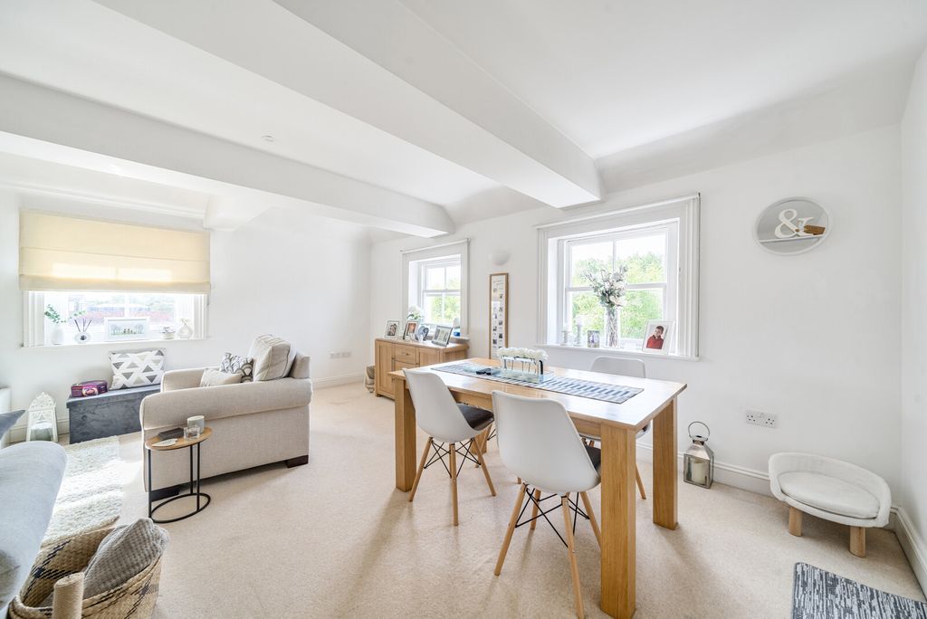 Property photo 3 of 18 1326896-12-6878B8...
