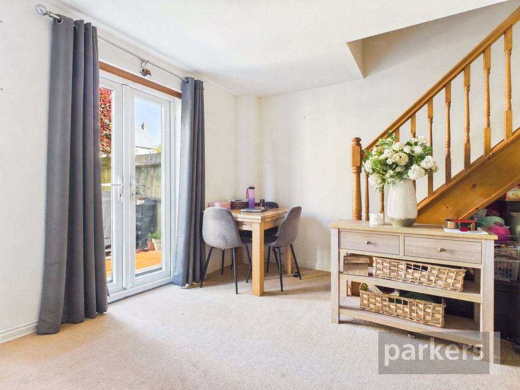 Property photo 3 of 15 Living Room