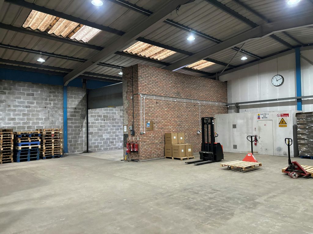 Property photo 2 of 6 1.Jpg