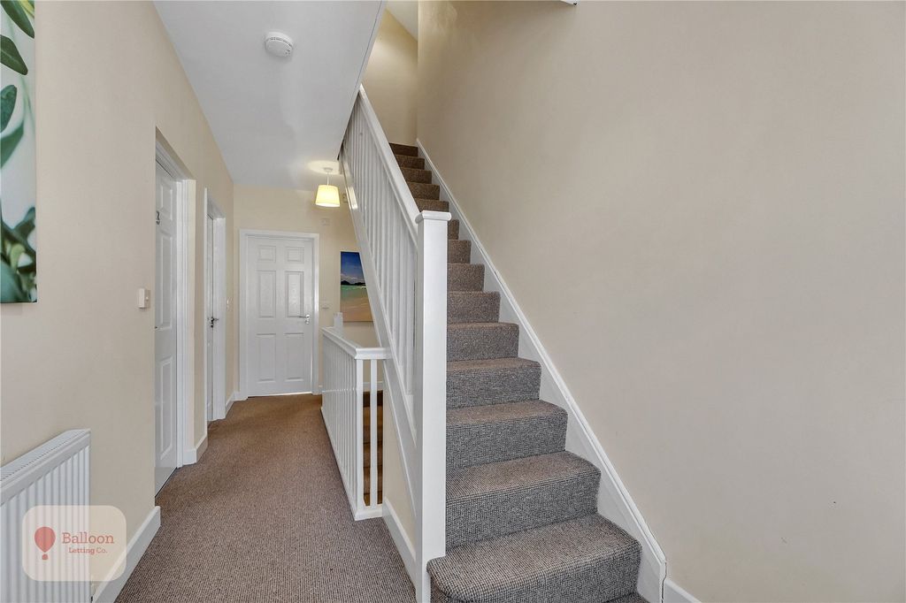 Property photo 3 of 17 Picture No. 19