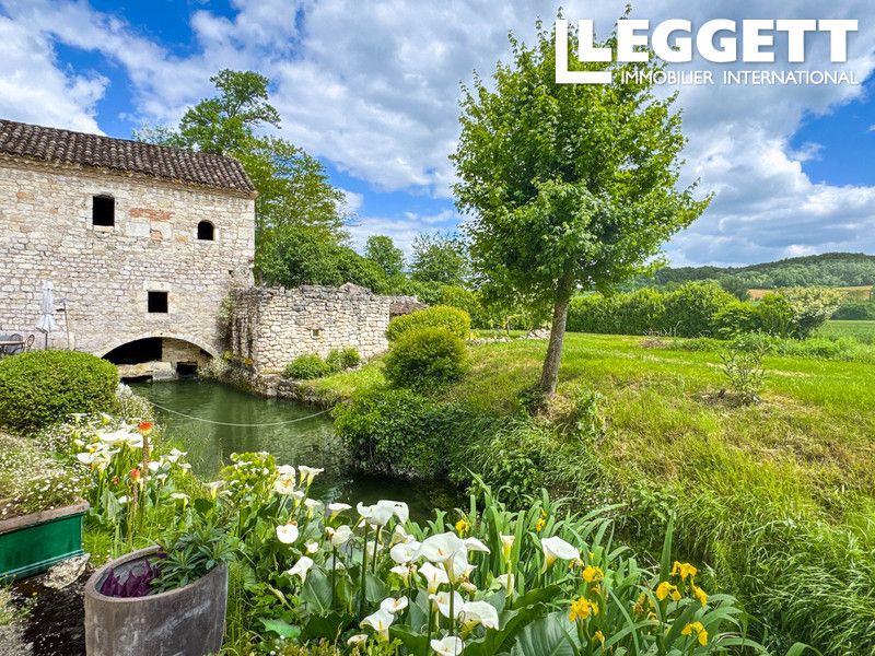 Property photo 2 of 10