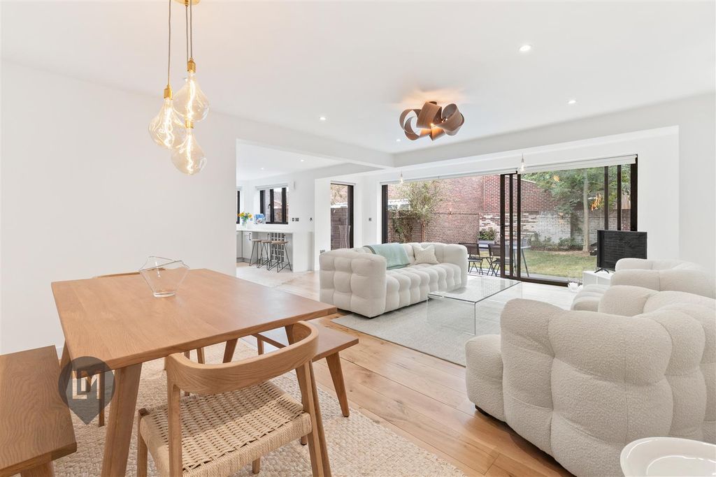 Property photo 1 of 10 Living/Dining/Kitchen