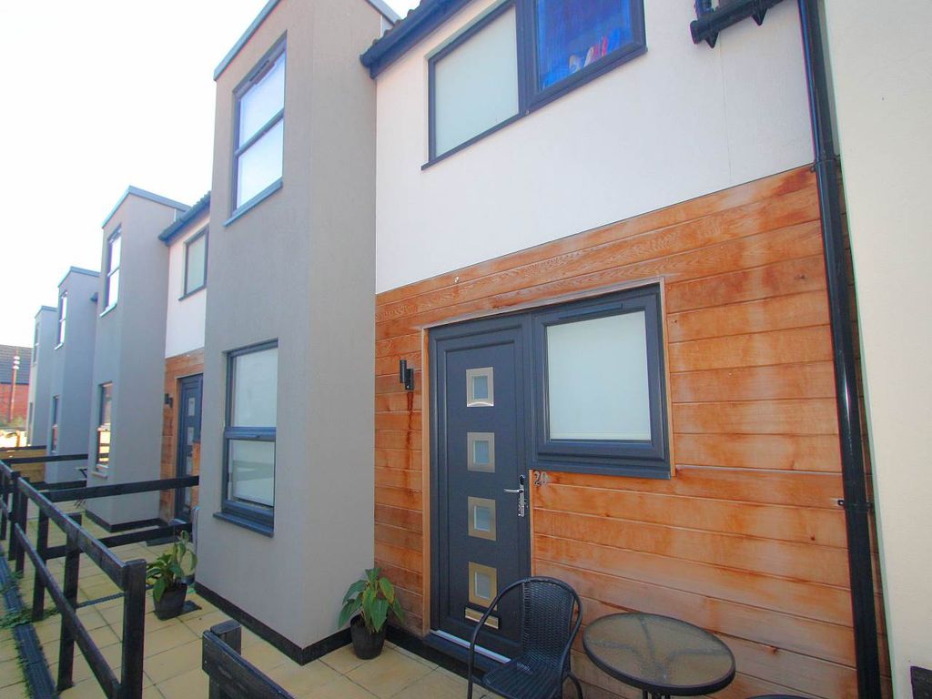 Property photo 1 of 12 Img_7382