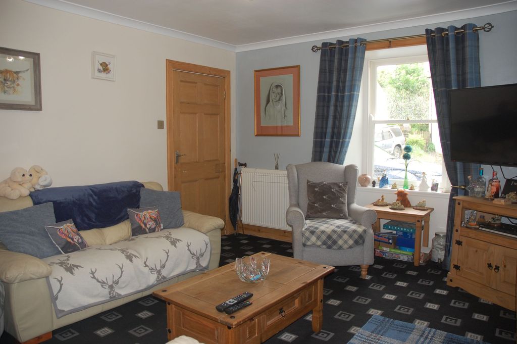 Property photo 3 of 20