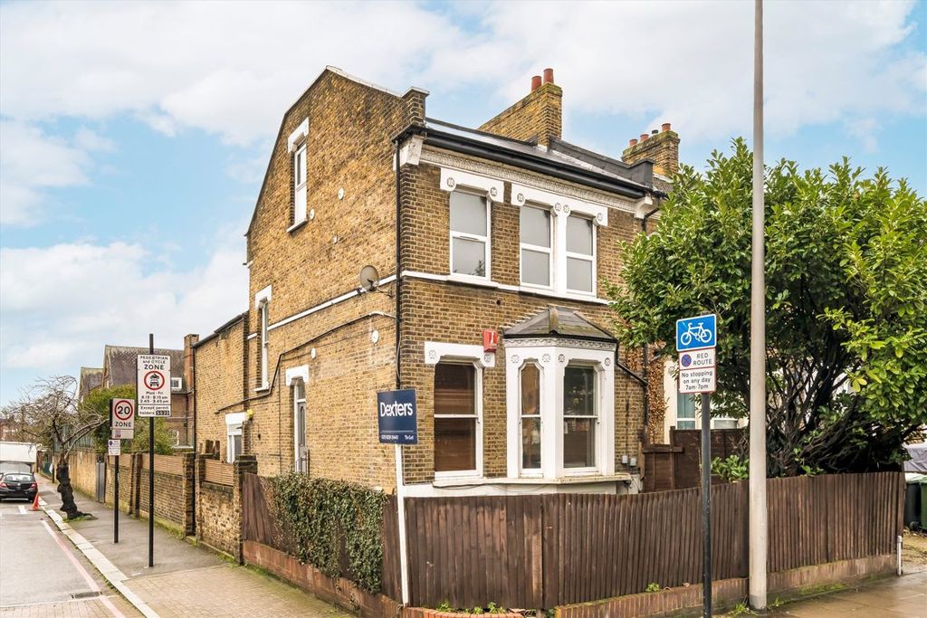 Property photo 1 of 5