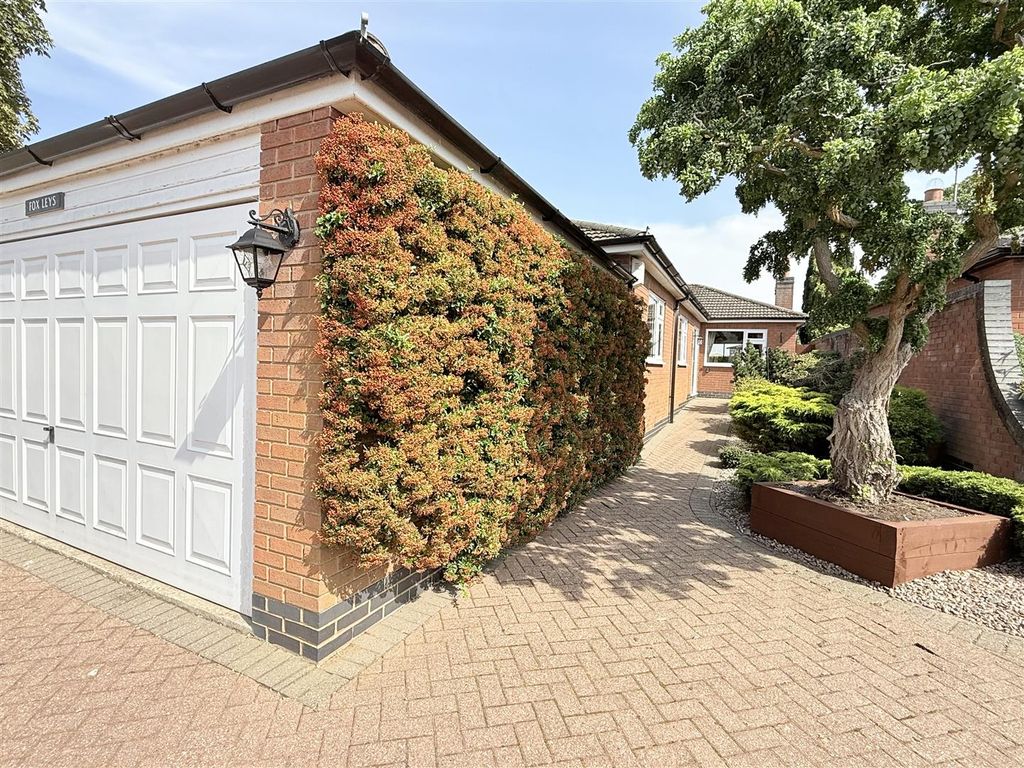Property photo 1 of 26 Exterior