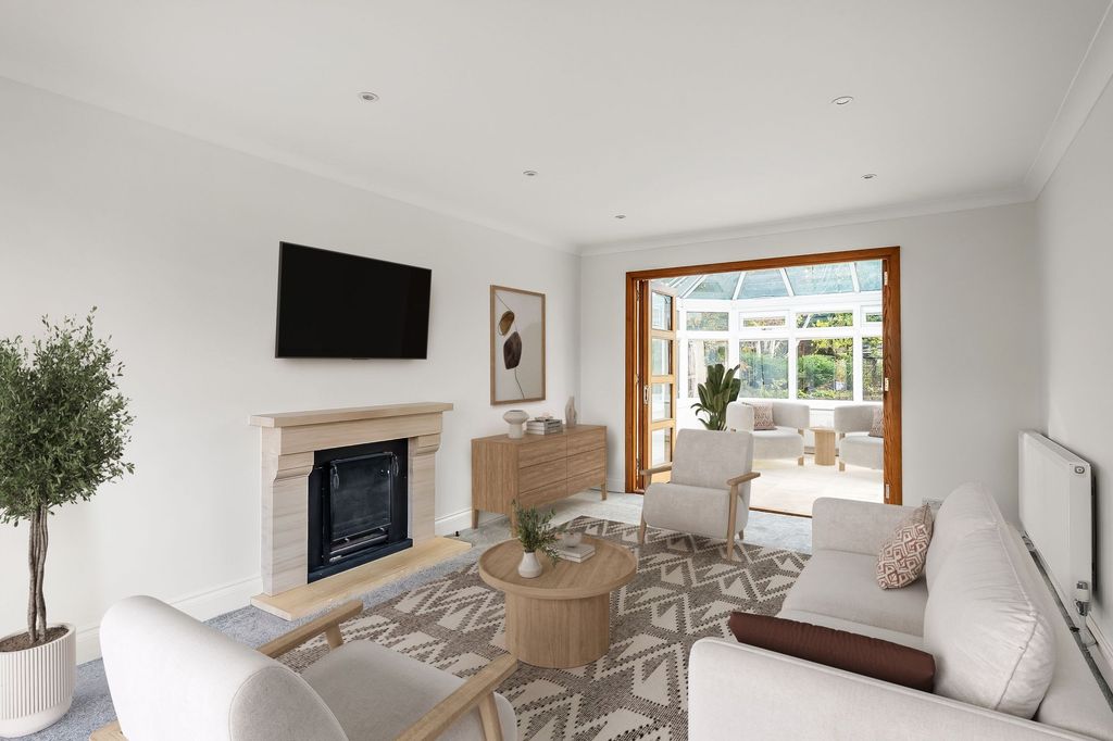 Property photo 2 of 22