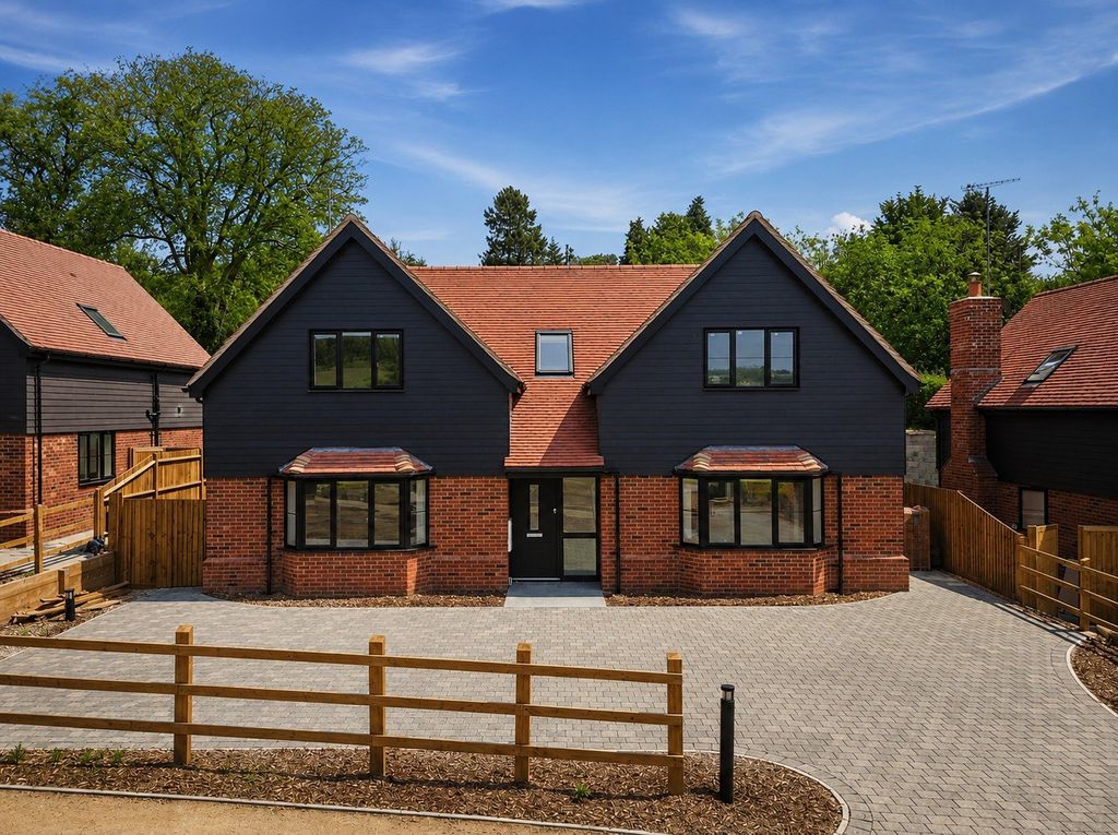 Property photo 1 of 12 Plot 2