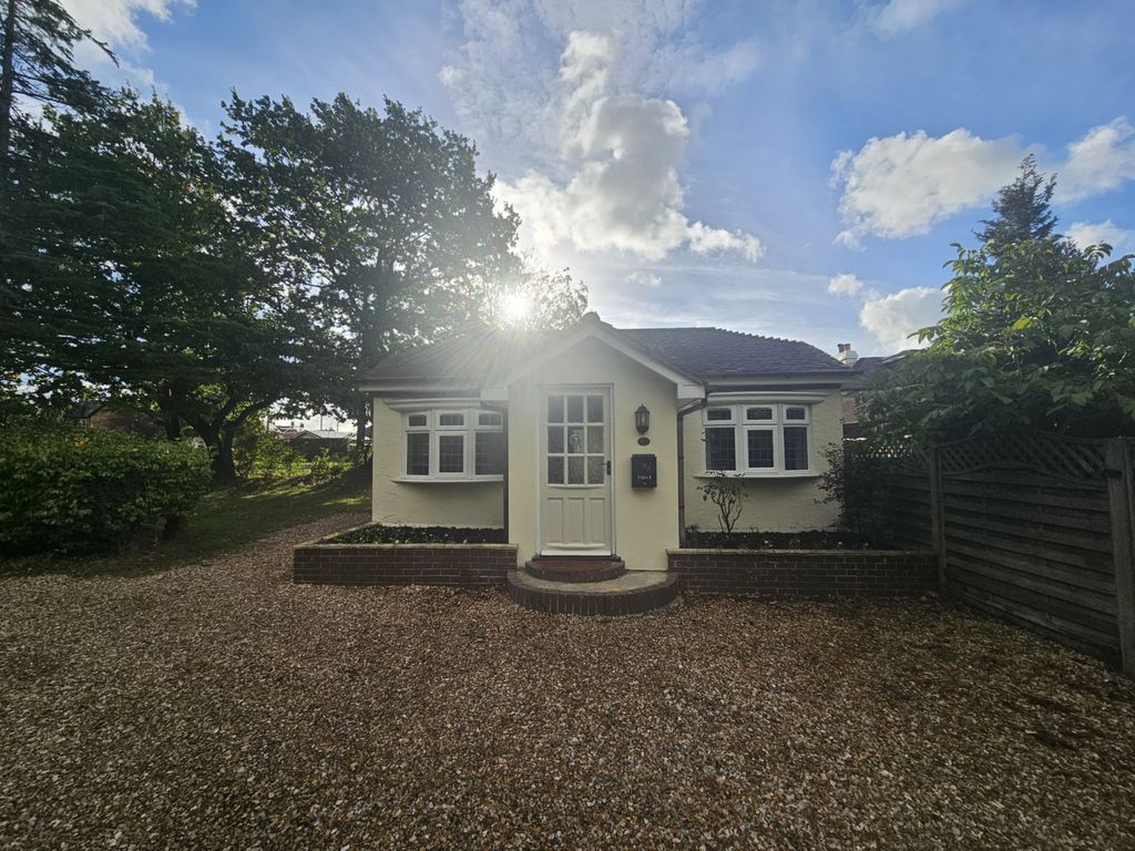 Property photo 1 of 17 2 Bedroom Bungalow In Popular Upton Fully Refurbished With Large Garden And Driveway