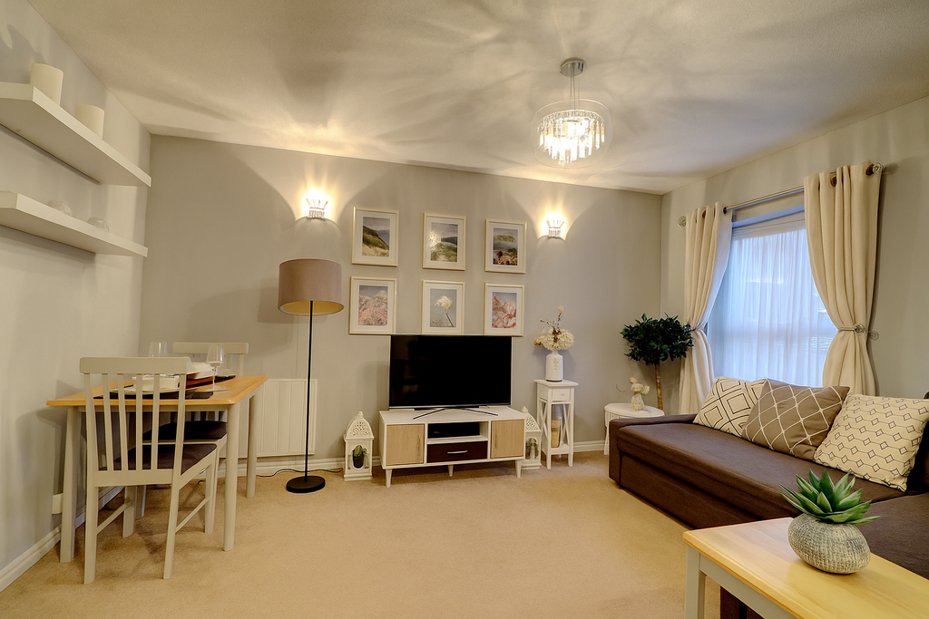 Property photo 2 of 10 Picture No. 14