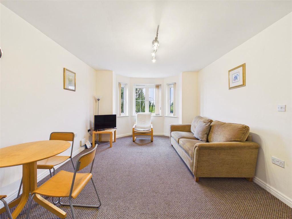 Property photo 2 of 7 Cam05193G0-Pr0193-Still001.Jpg