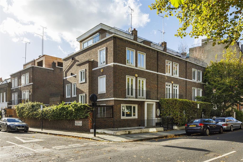 Property photo 3 of 44 47-Elystan-Street-076.Jpg